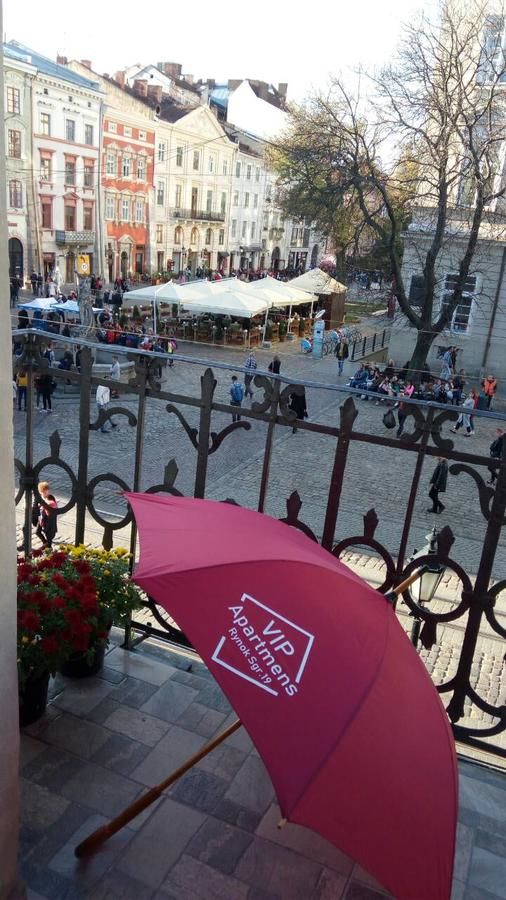 Апартаменты V.I.P.Apartmens Rynok Sqr.19 Львов-21
