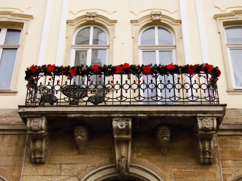 Апартаменты V.I.P.Apartmens Rynok Sqr.19 Львов-43