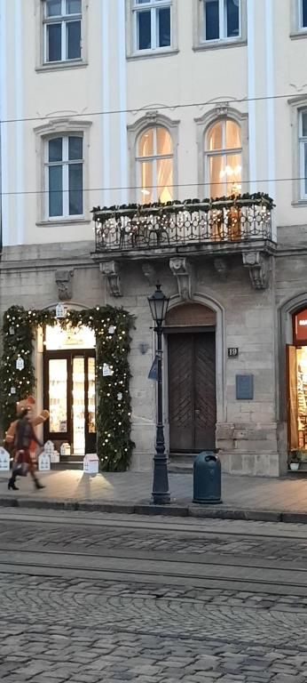 Апартаменты V.I.P.Apartmens Rynok Sqr.19 Львов-74