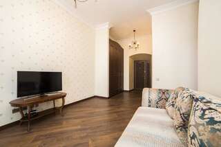 Апартаменты V.I.P.Apartmens Rynok Sqr.19 Львов Апартаменты Делюкс-22