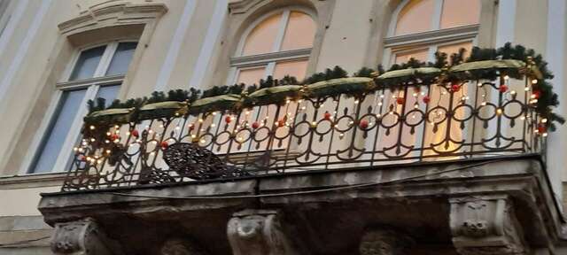 Апартаменты V.I.P.Apartmens Rynok Sqr.19 Львов-4