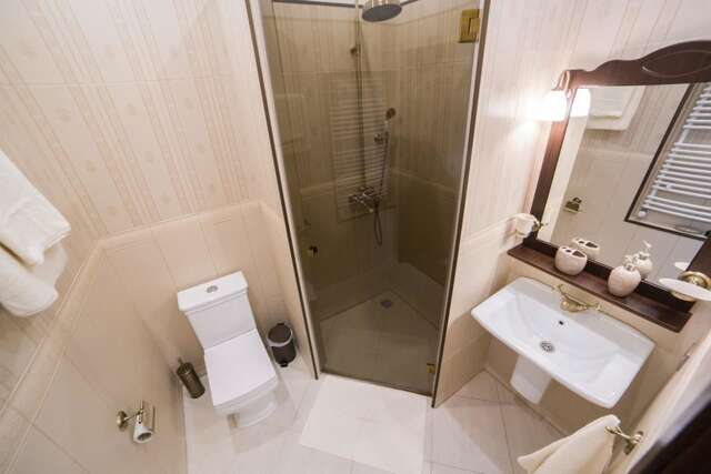 Апартаменты V.I.P.Apartmens Rynok Sqr.19 Львов-23