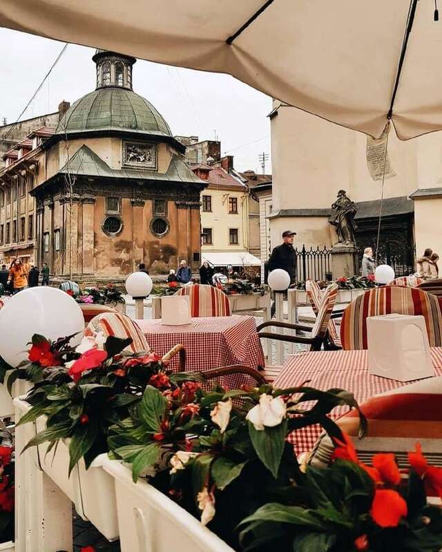 Апартаменты V.I.P.Apartmens Rynok Sqr.19 Львов-32